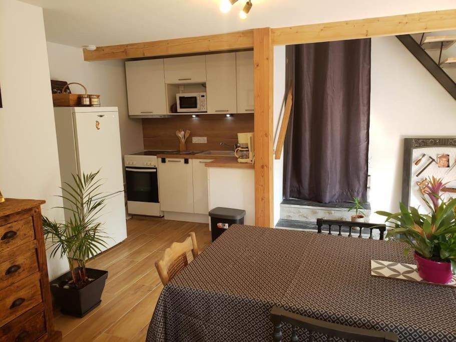 L'Atelier De Jean Villa Velzic Eksteriør bilde