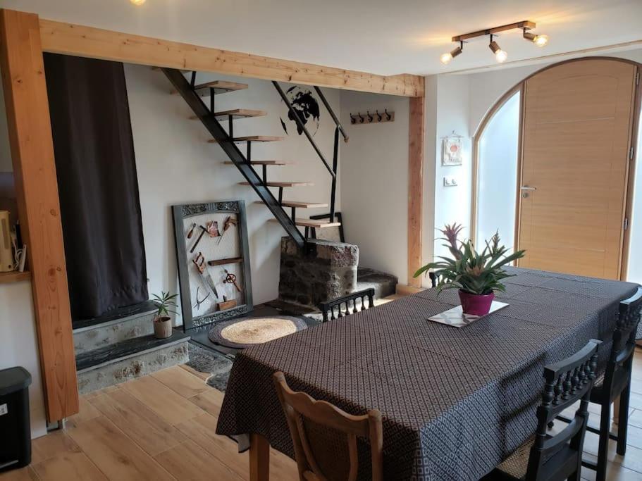 L'Atelier De Jean Villa Velzic Eksteriør bilde